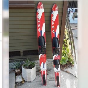 Vintage Wellington Astra W67 Water Skis Combo 67”